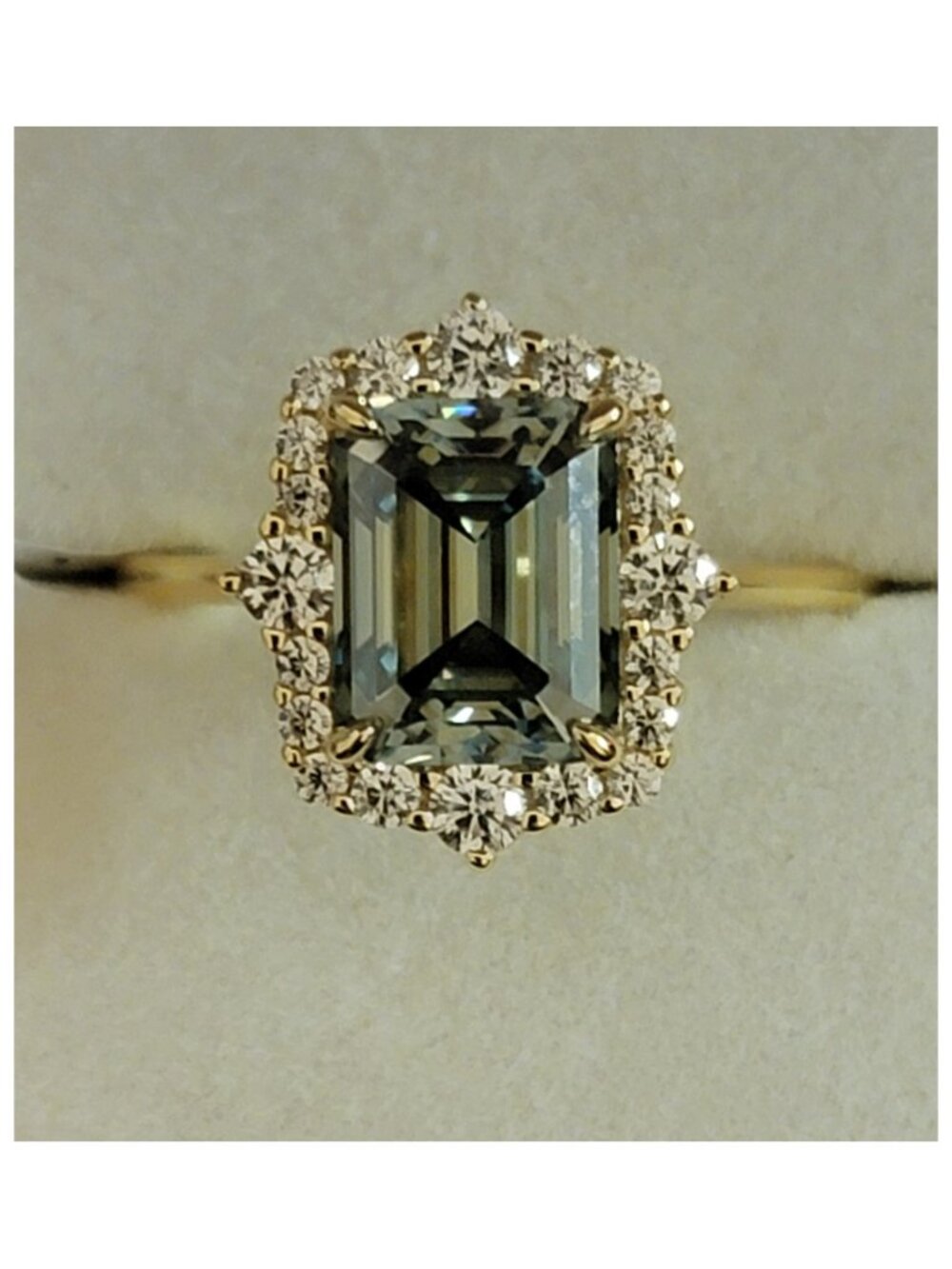 3.0CT Green Moissanite Halo Ring Emerald Cut Sterling Silver Sz 7 NWT